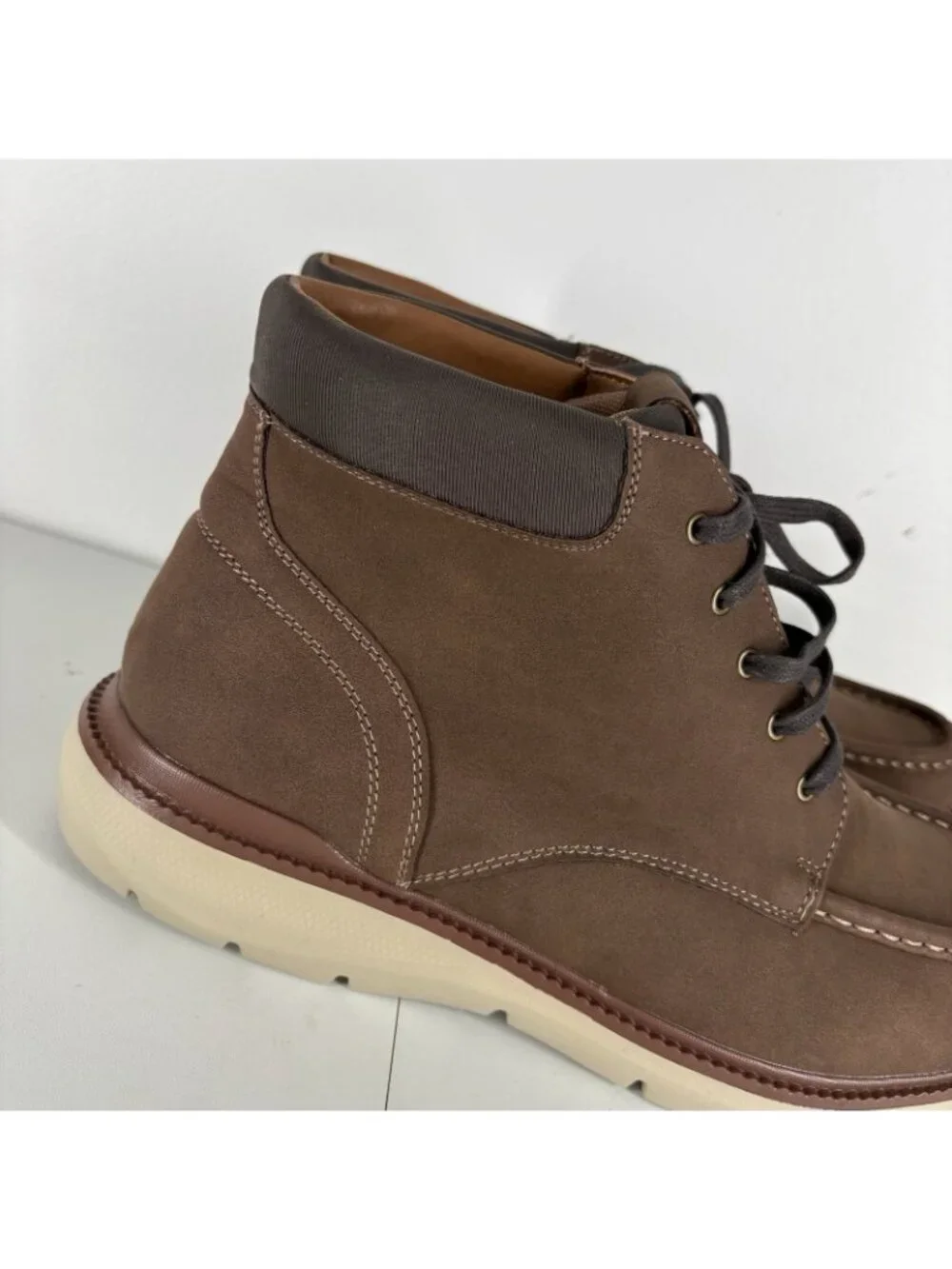 Dockers Men Size 13M Brown Faux Leather Casual Lace Up Rowan Chukka Boots NWB